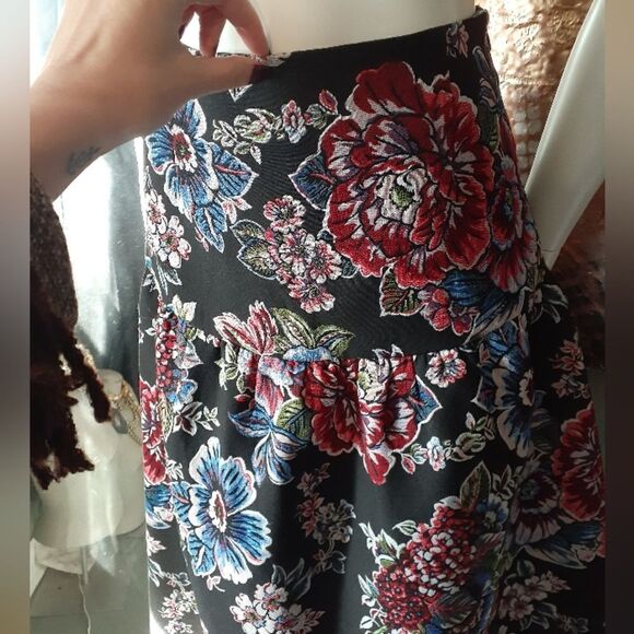 Zara Brocade Jacard Floral Full Midi Skirt - Picture 9 of 13